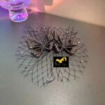 Pince à cheveux - noir avec strass – Image 2