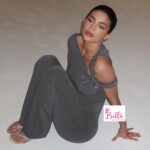 Ensemble pantalon bas large et top asymétrique - gris – Image 4