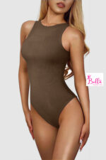 Bodysuit côtelé gainant avec un col américain - marron – Image 2