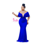 Robe de soirée avec épaules tombantes - bleue