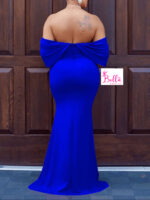 Robe de soirée avec épaules tombantes - bleue – Image 4