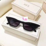 Lunette de soleil - noire avec strass – Image 4