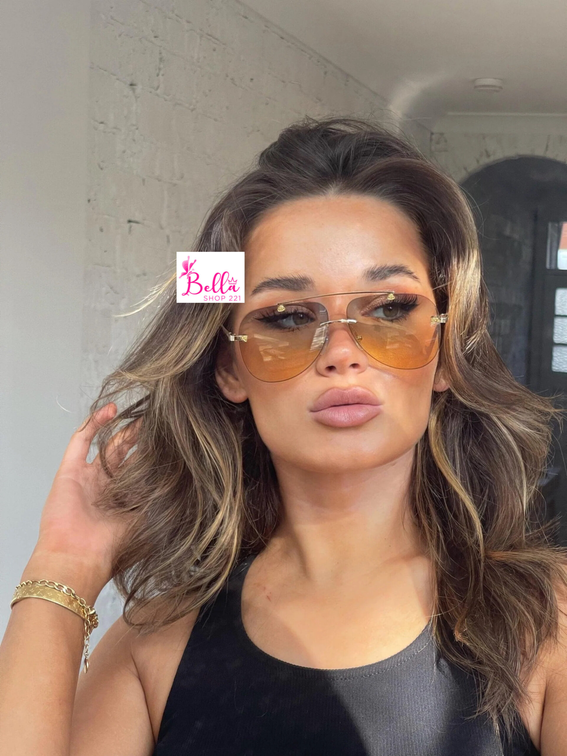 a78aeb1c-536c-4e8b-877b-f50a7316b286 Lunette de soleil – Image 1
