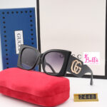 Lunette de soleil - Gucci (+ boîte + étui)