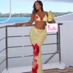 Ensemble Maillot de bain 3 pièces - jaune (bikini + jupe transparente)