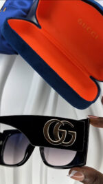 Lunette de soleil - Gucci (+ boîte + étui) – Image 2