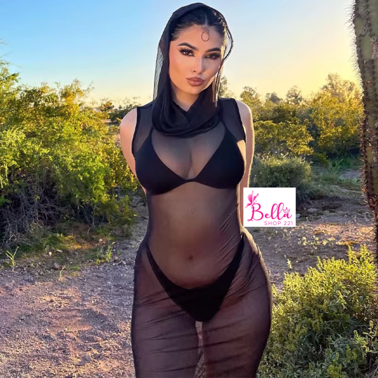 a16fad0f-fdd2-4d78-90b2-9fecca4ce40d Robe de plage avec capuche - noir (transparente) – Image 1