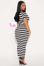 Robe moulante Korean chic rétro  - noire blanc ( taille unique) – Image 2