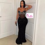 Robe moulante avec strass et paillettes - noire