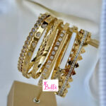 Bracelet flèche avec strass - doré (acier inoxydable) – Image 2