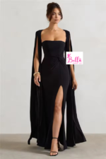 Robe avec manches extra longues - noire