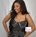 Robe moulante avec strass et perles - noire – Image 2