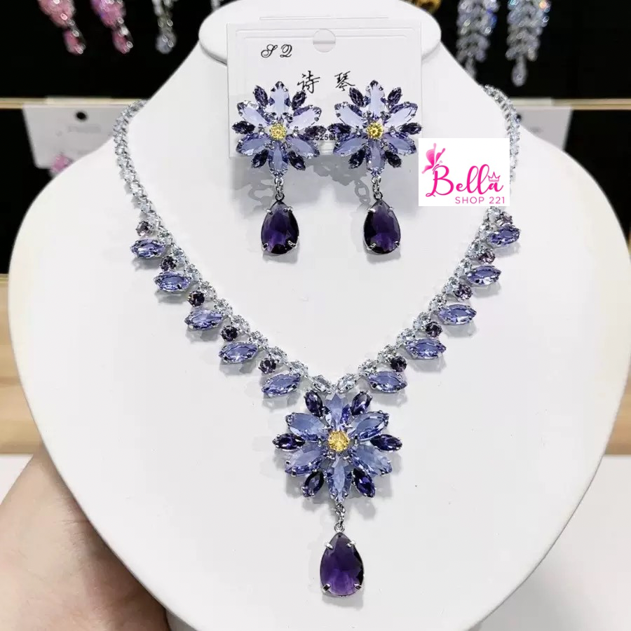 untitled-design-16-2 Ensemble de bijoux - collier et boucles d’oreilles violet – Image 1