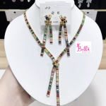 Ensemble de bijoux - collier et boucles d’oreilles multicolore